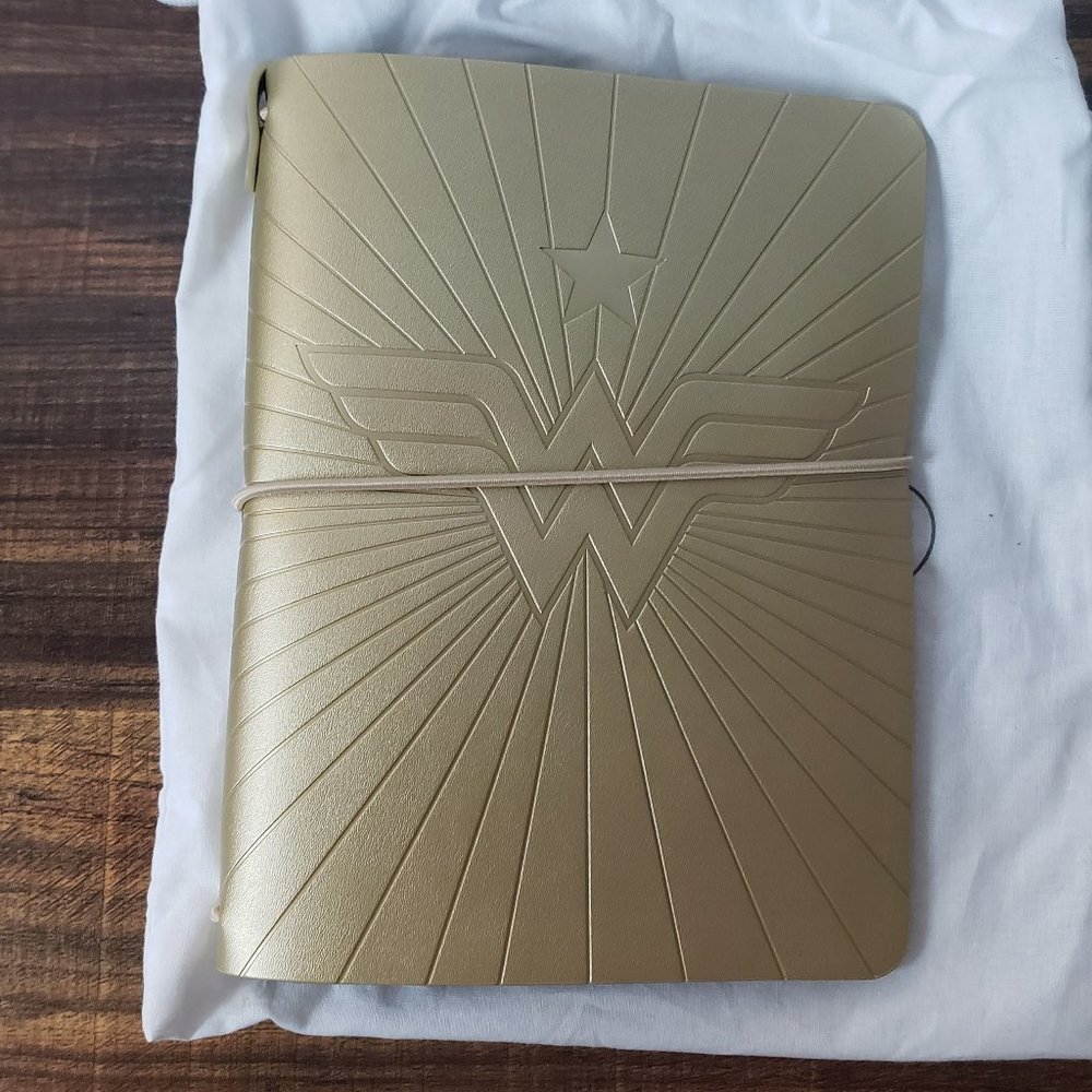 NEW Wonder Woman On the Go Folio Planning System - Erin Condren